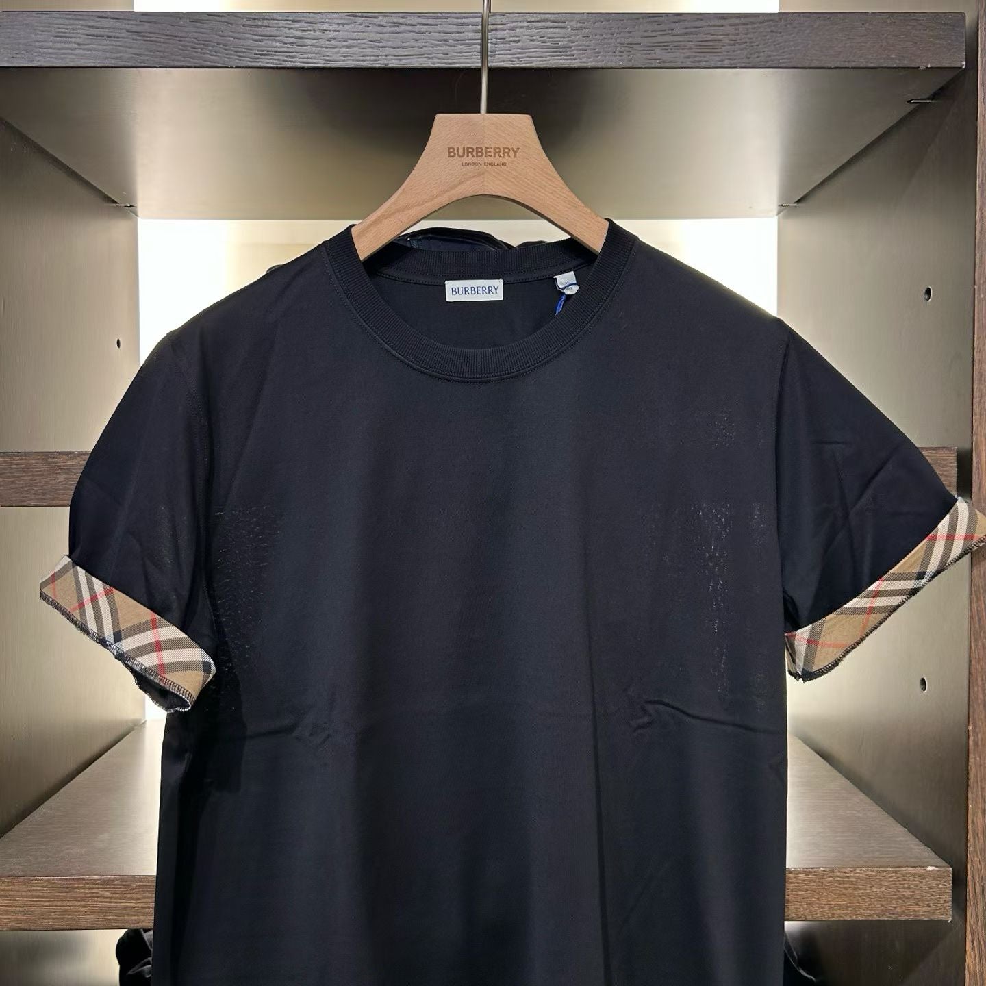Men’s Burberry T-Shirt – Minimal Design with Iconic Check Detail