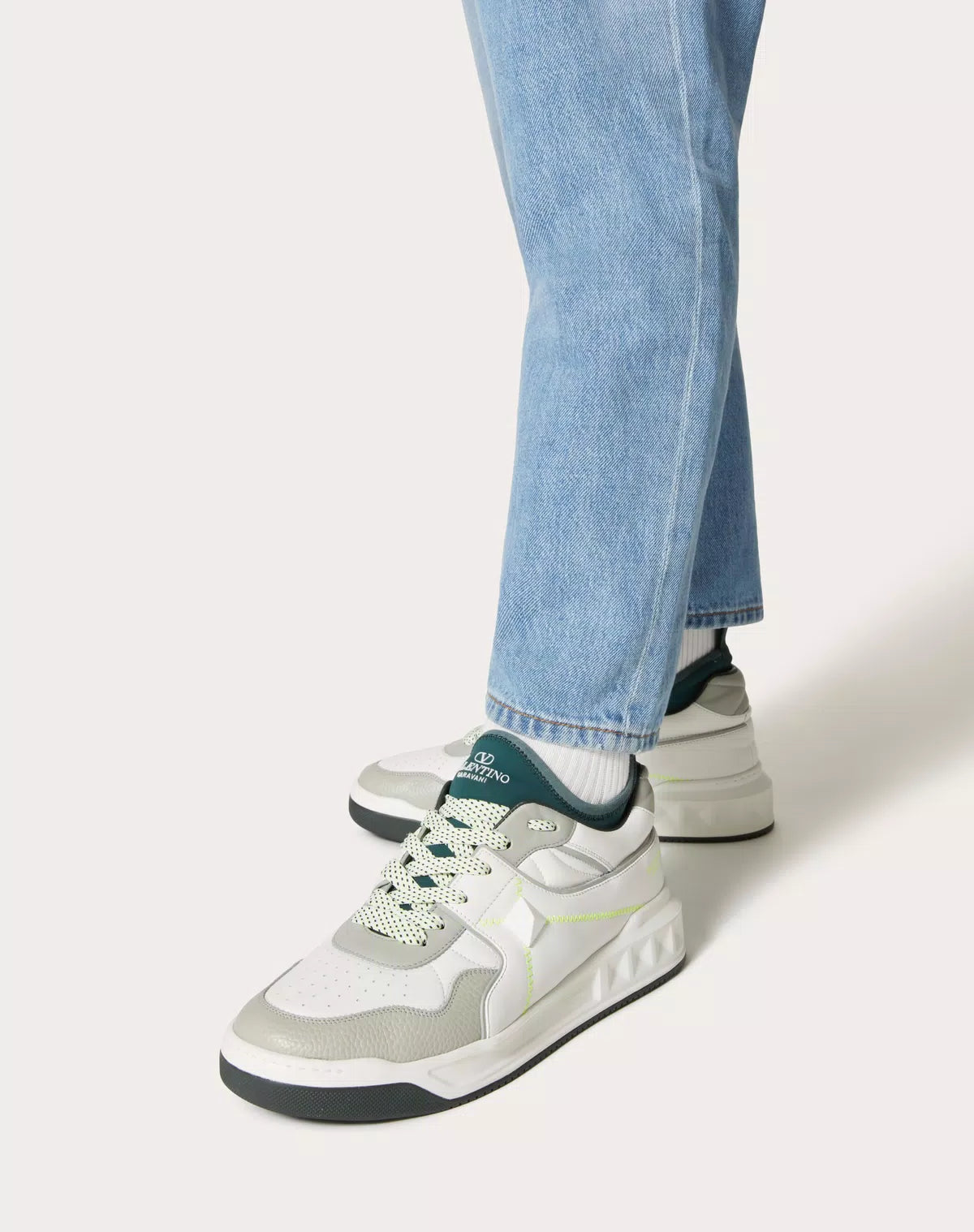 Sneaker Mid-Top Valentino Garavani ONE STUD