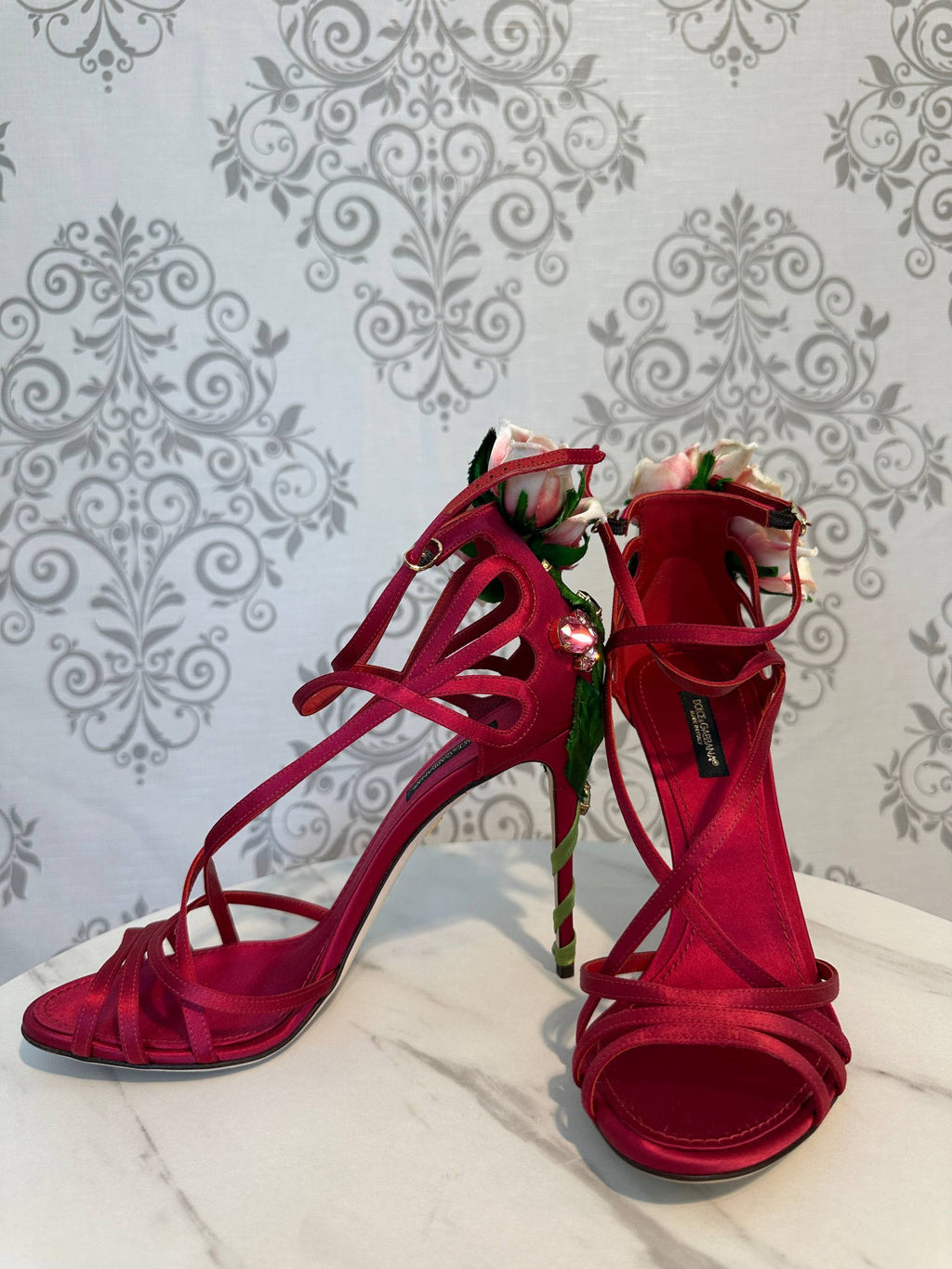 Dolce & Gabbana Sandale Rose cu Cristale