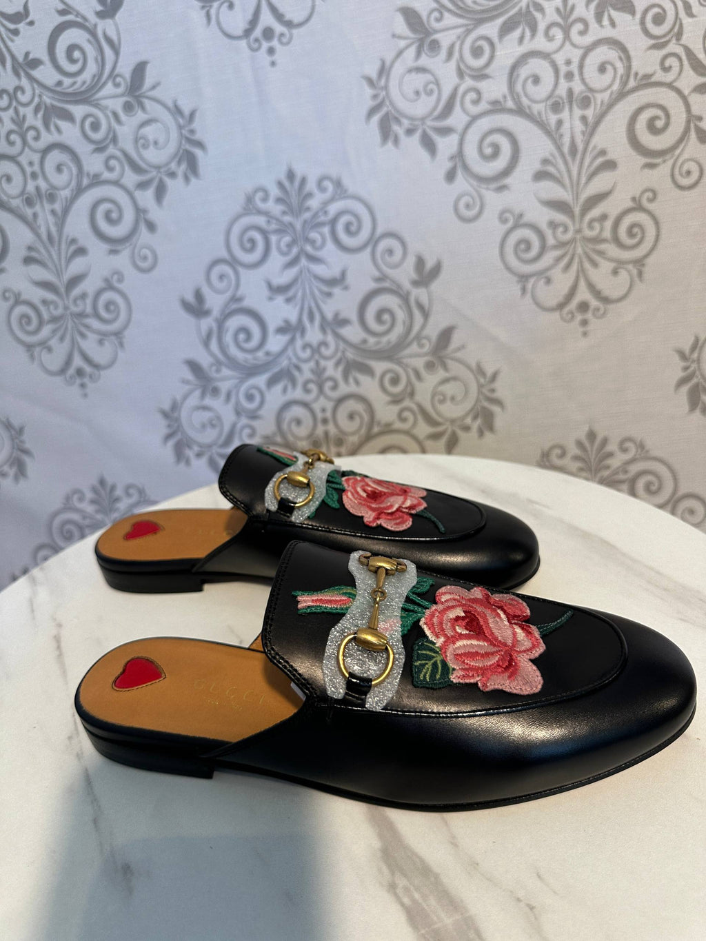 Gucci Princetown Mules Broderie Florală — Negru